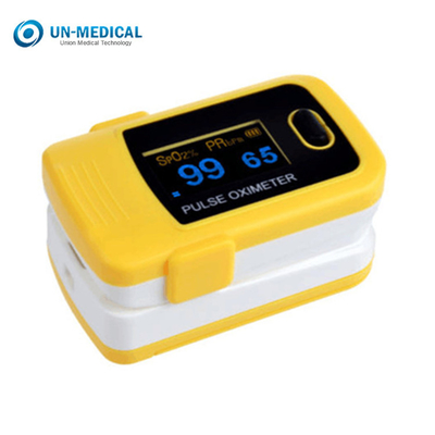 Oxímetro do pulso da ponta do dedo da categoria UN100 médica com tela de OLED